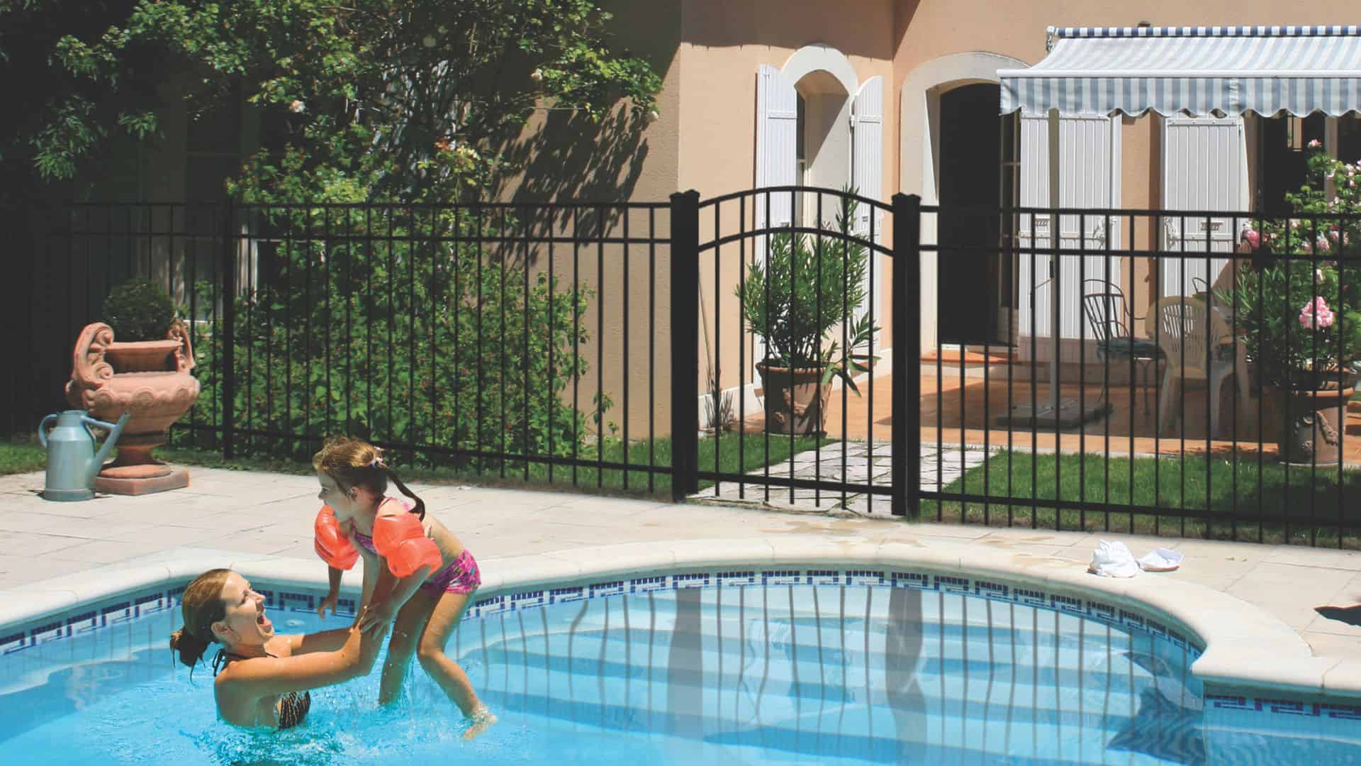 aluminum fence companies in my area