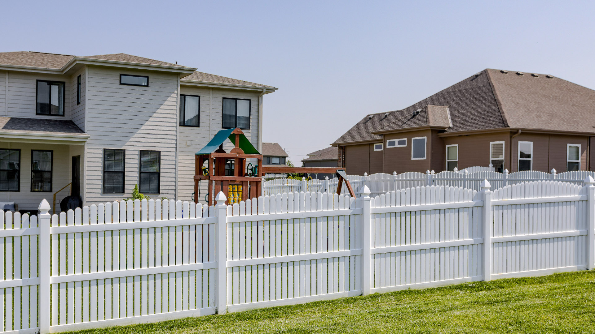 vinyl fence companies in Cape Coral